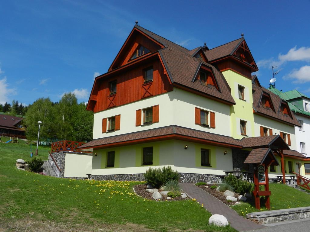 Penzion Martin Janské Lázně Extérieur photo