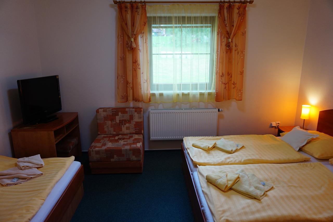 Penzion Martin Janské Lázně Extérieur photo